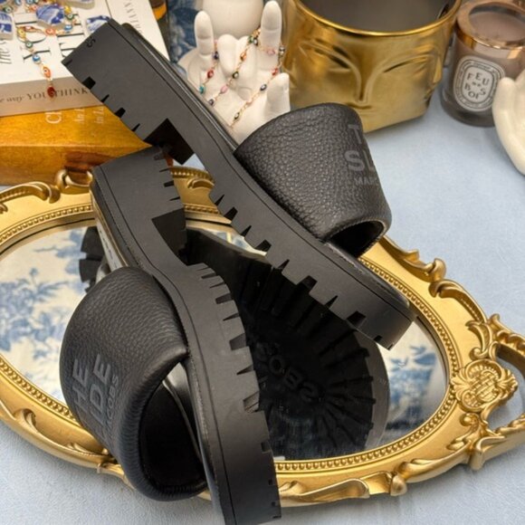 🆕 MARC JACOBS 🧿 NWOB The Lug Sole Slide, Black Leather - Sz 36 US 6 - Picture 16 of 16